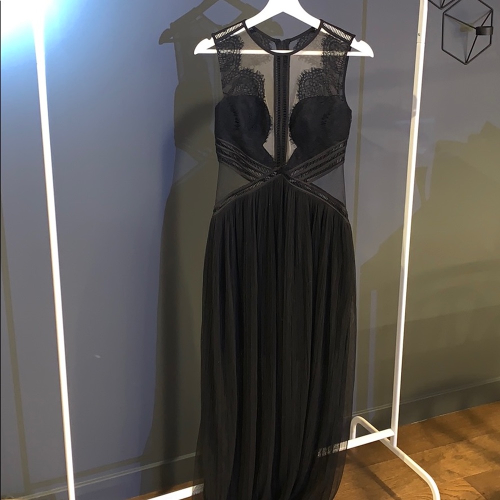 Three Floor Portman Gown Dress (Black Tie) - Picture 5 of 7